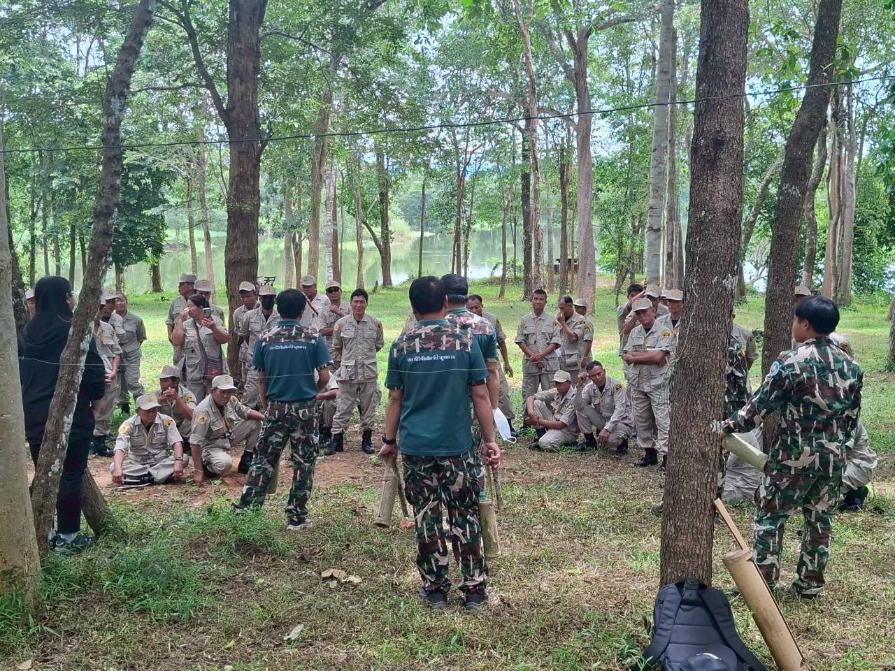 LINE_ALBUM_ทบทวน อปพร. 68_250813_478_397.jpg